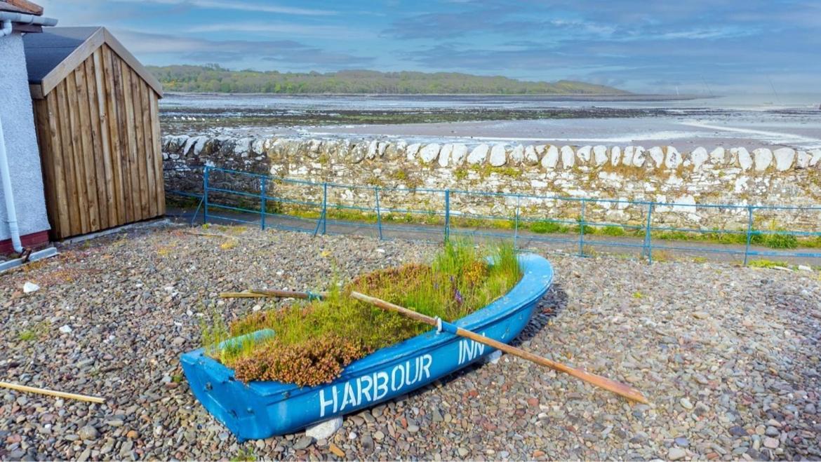 Harbour Inn Appartments Garlieston Bagian luar foto